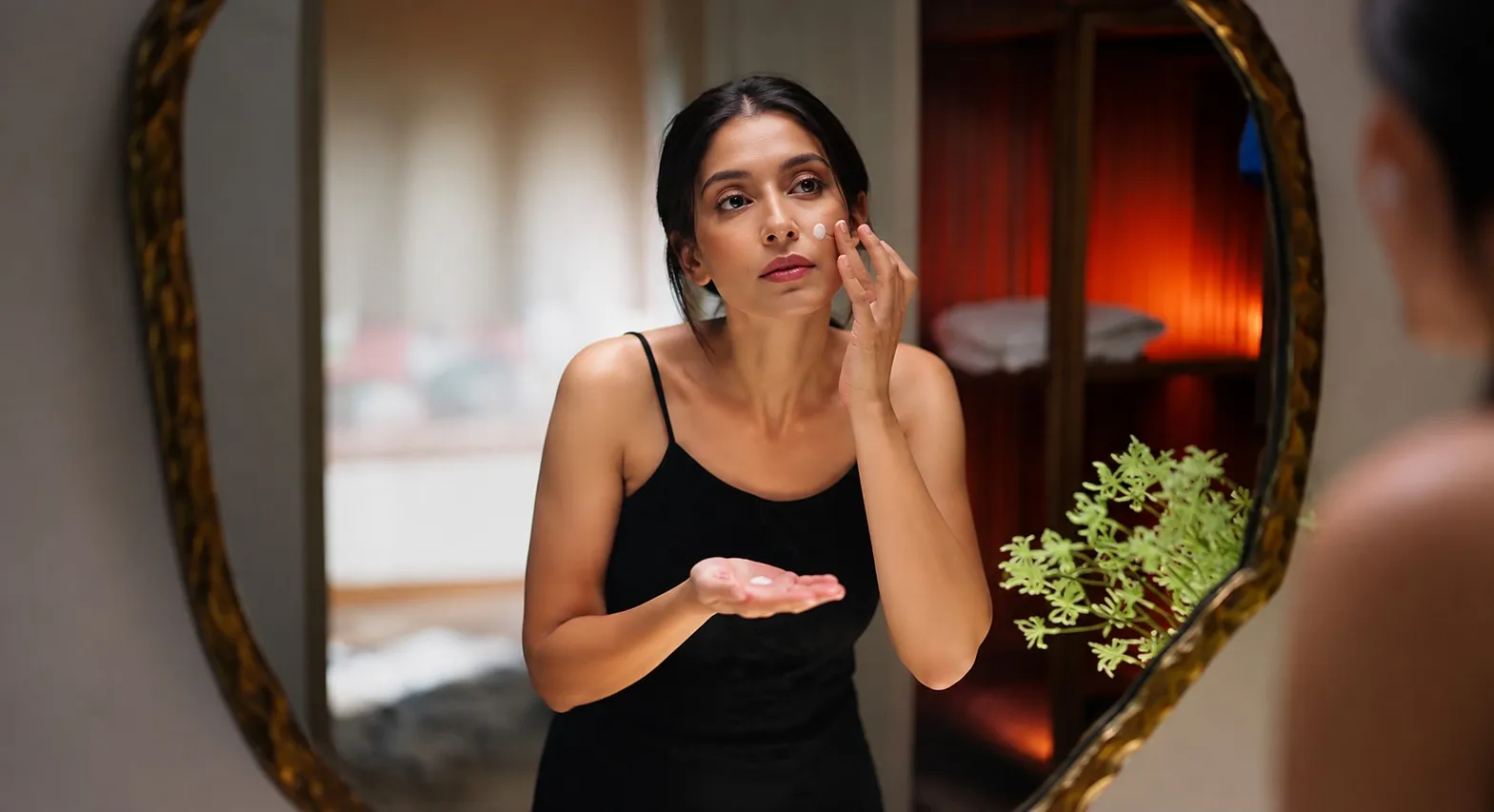 Top 5 Anti-Aging Ingredients Recommended by Dermatologists